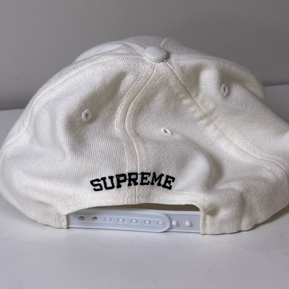 SUPREME Overlay Hologram 5 Panel White Hat NYC - Picture 6 of 6